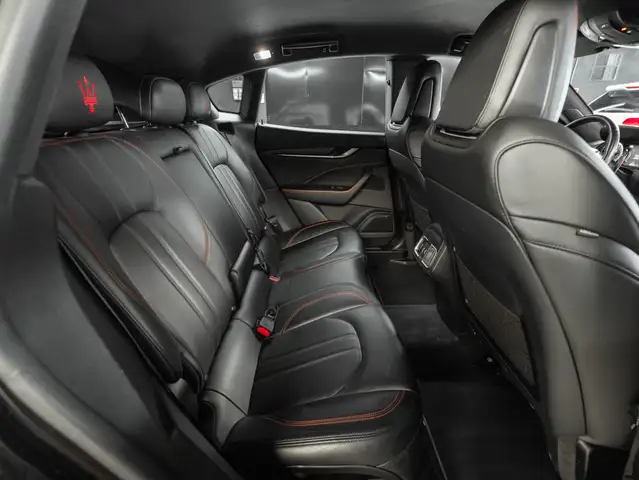 Maserati Levante view 11