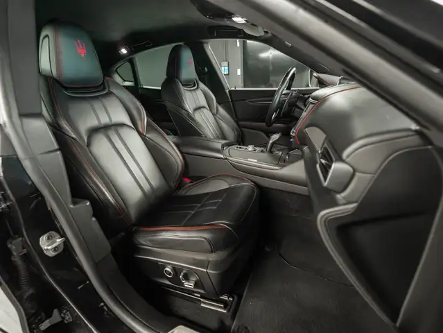 Maserati Levante view 12