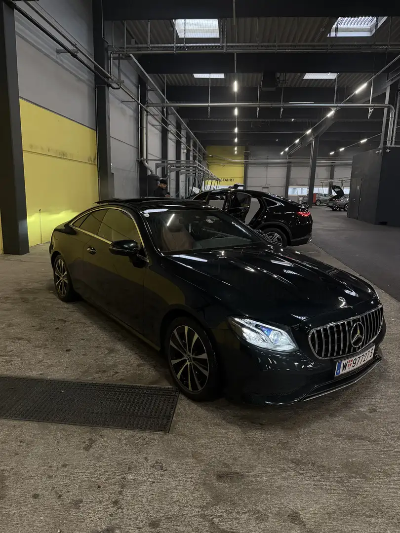 Mercedes-Benz E 220 d Aut. - 2