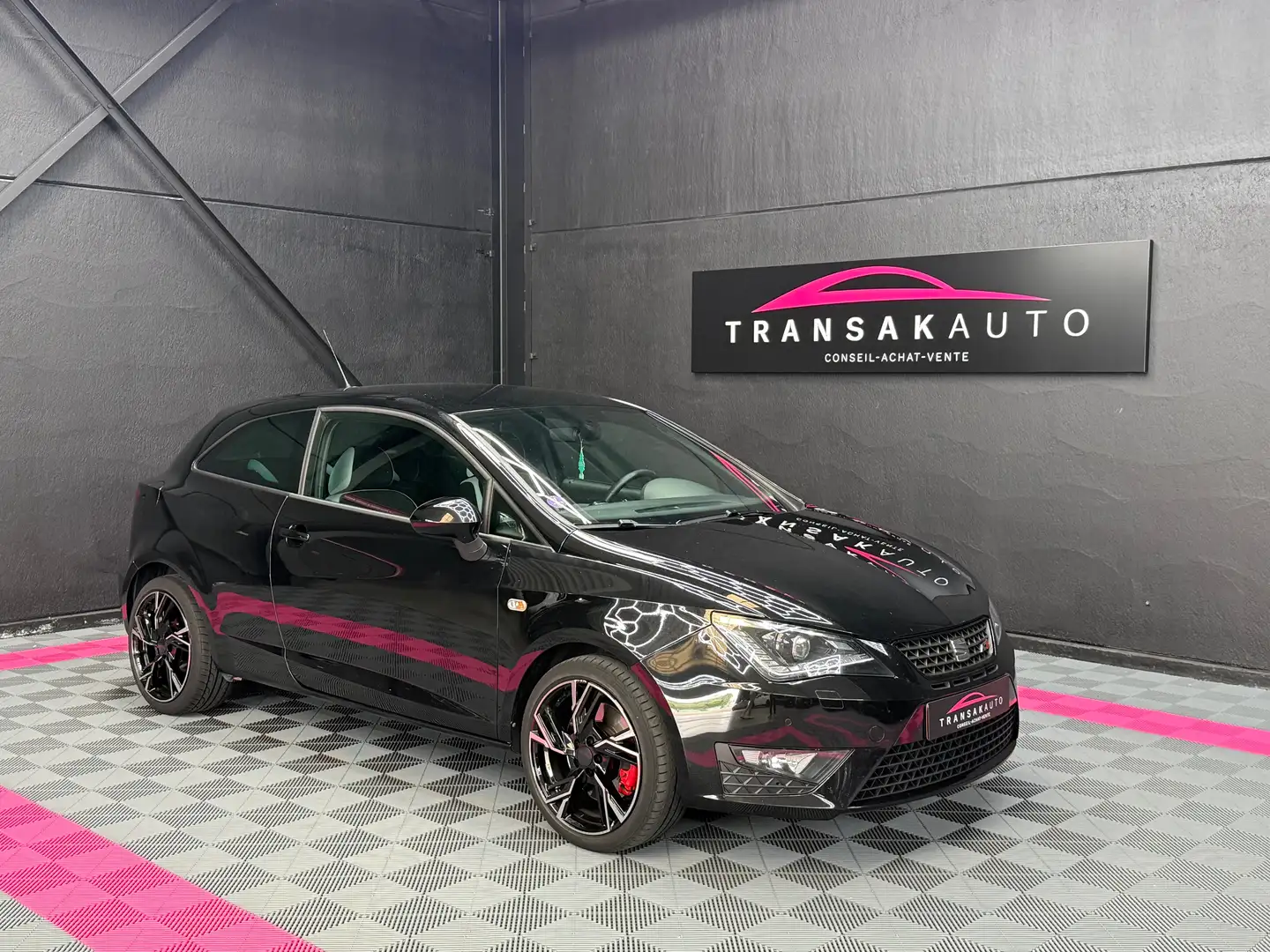 SEAT Ibiza Ibiza SC 1.8 TSI Zwart - 1