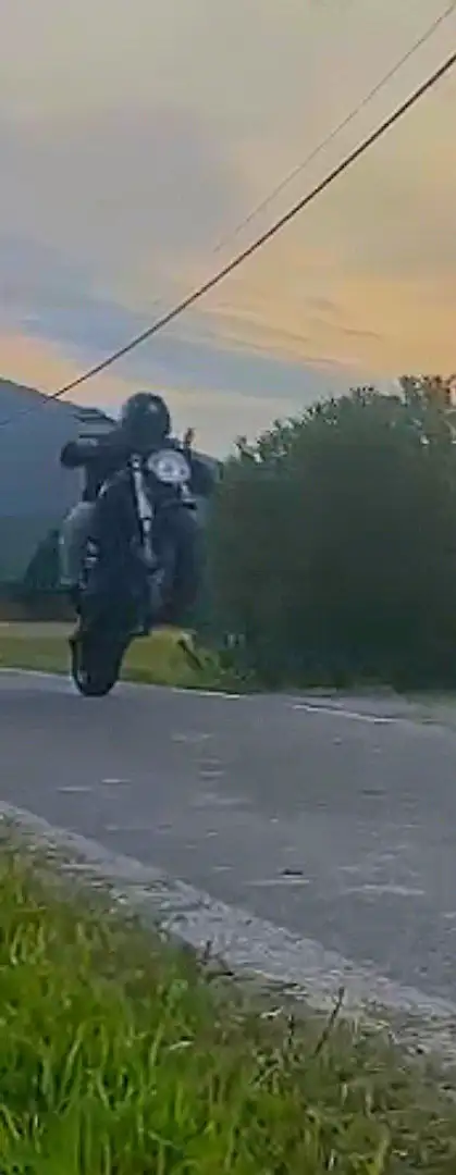 Ducati Monster 600 dark a carburatore guida patente A2 Fekete - 2