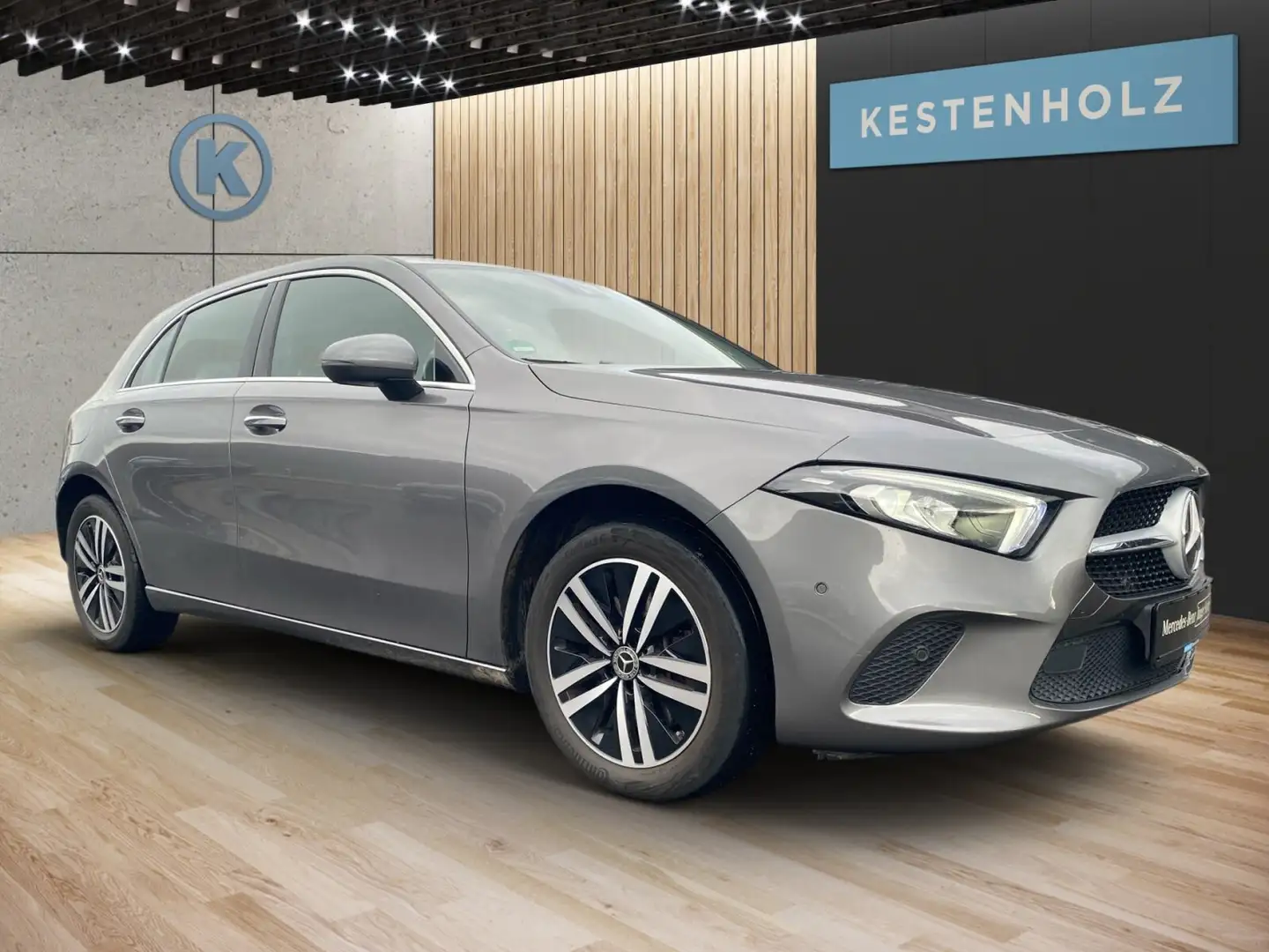 Mercedes-Benz A 250 A 250 e Kompaktlimo *PROGRESSIVE*STHZ*KAM* Navi Grigio - 2