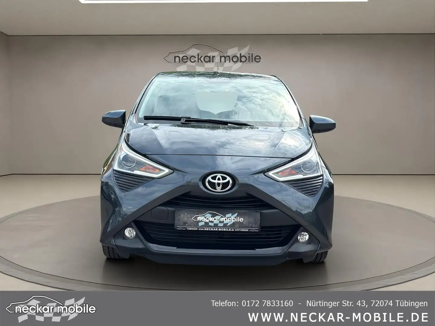 Toyota Aygo 1.0 AUTOMATIK x-play club Klima Kamera Grey - 2