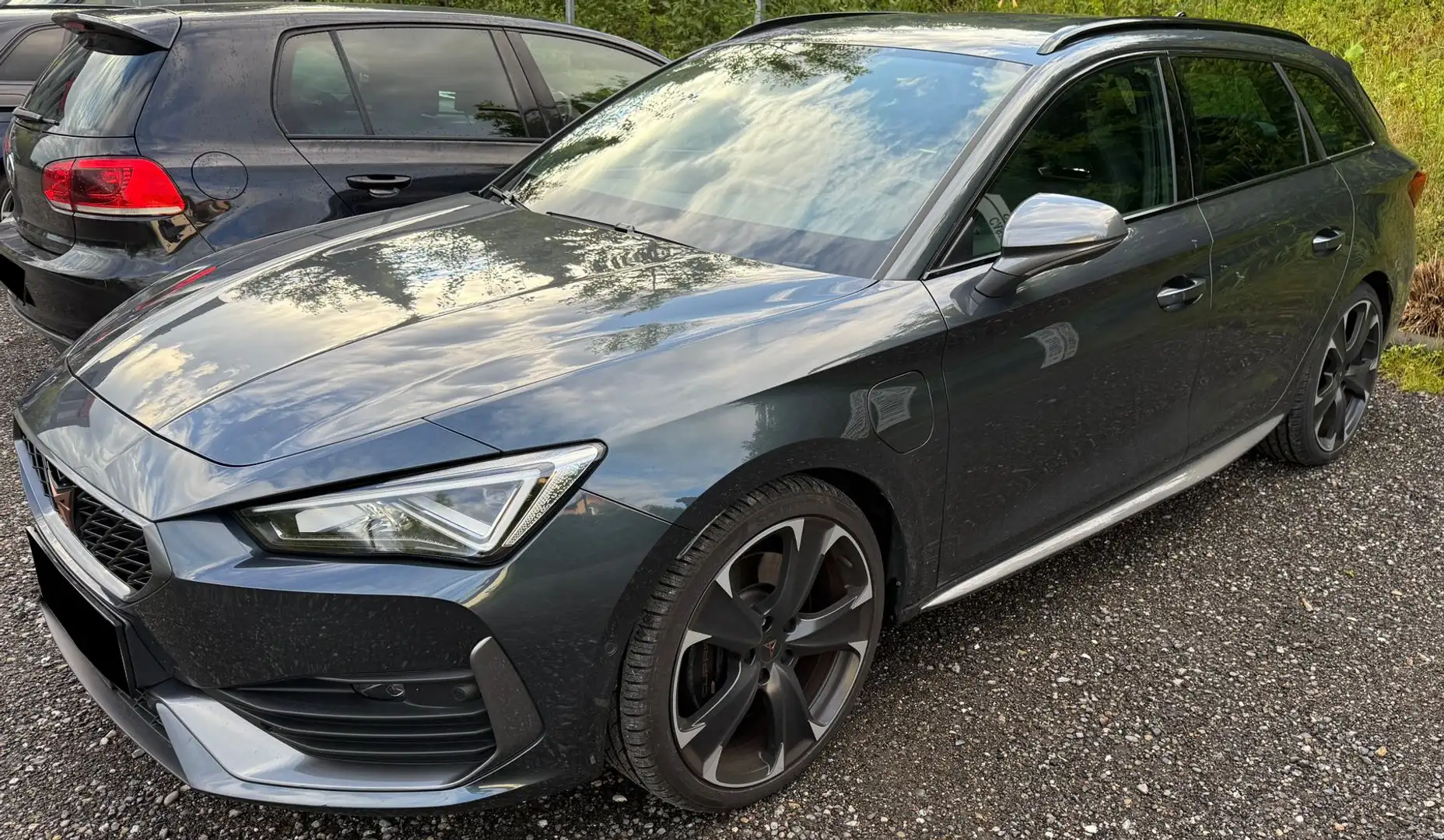 CUPRA Leon Leon ST 1.4 TSI e-HYBRID 150/245 Grau - 1