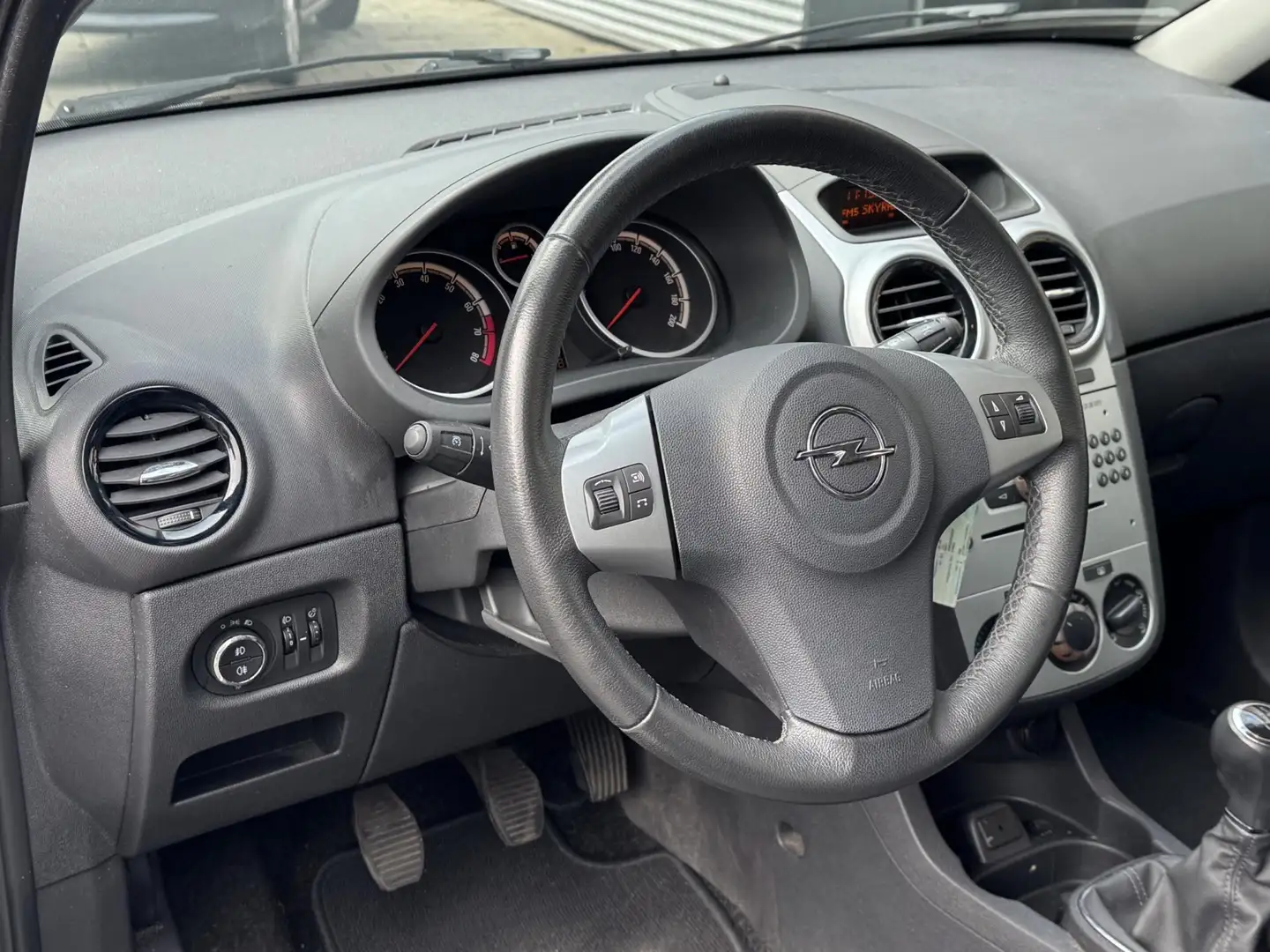 Opel Corsa 1.2-16V Berlin - Airco I Comfort pakket I Sport ve Gris - 2