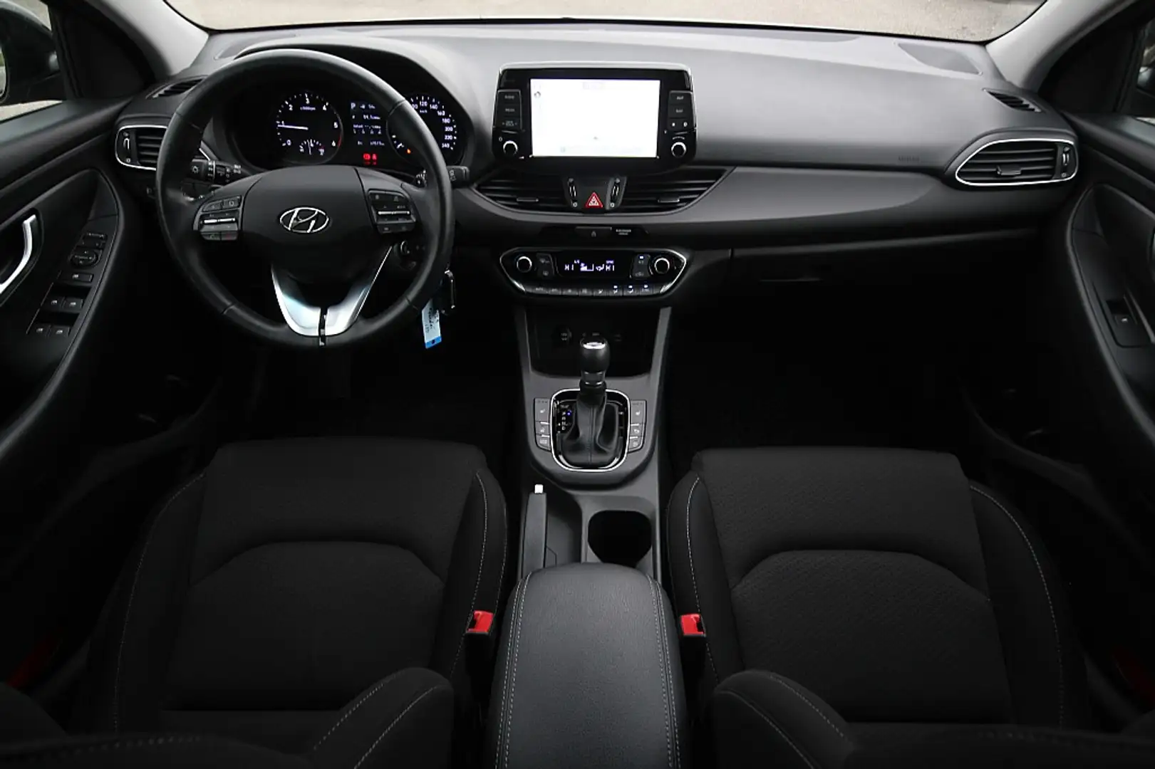 Hyundai i30 1,6 CRDi Level 4 DCT Aut. |LED |Navi |Rückfahrk... Grigio - 2