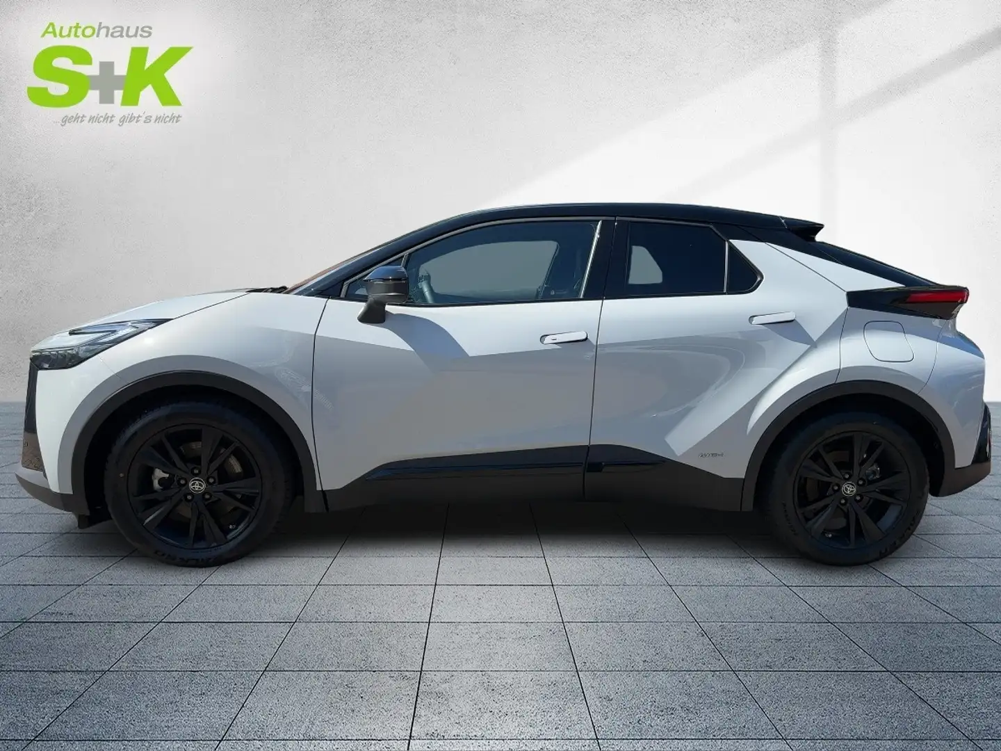 Toyota C-HR Hybrid 2,0-l GR Sport AWD+SHZ+PDC+R-KAMERA+ Zwart - 2