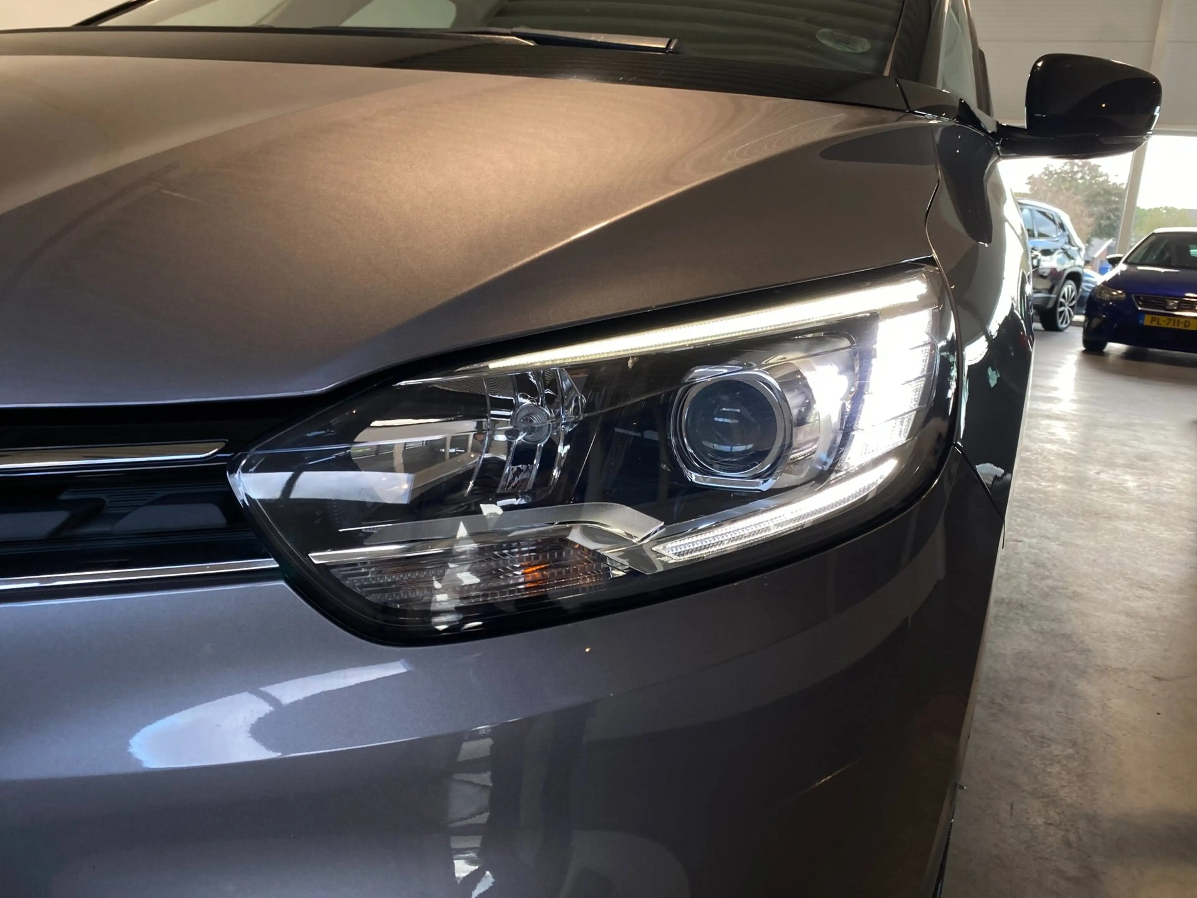 Renault Grand Scenic 1.3 TCe Limited 7 persoons — photo 11