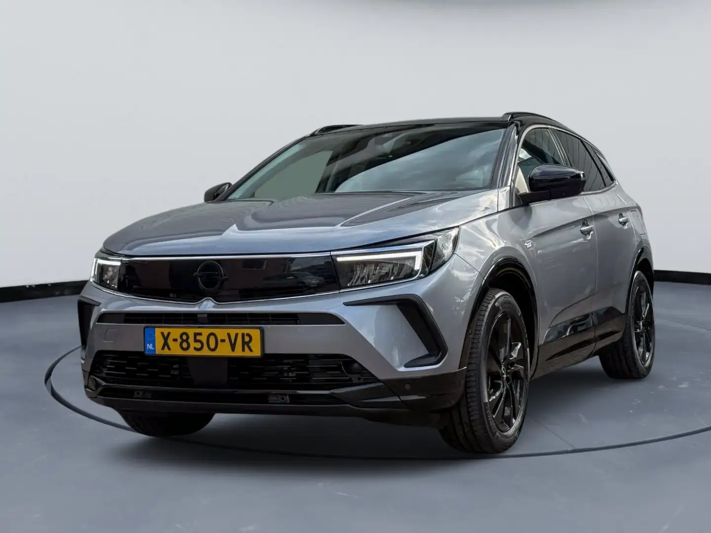 Opel Grandland 1.6 Turbo Plug-In Hybrid 4x4 Ultimate * CAMERA * C Grijs - 2