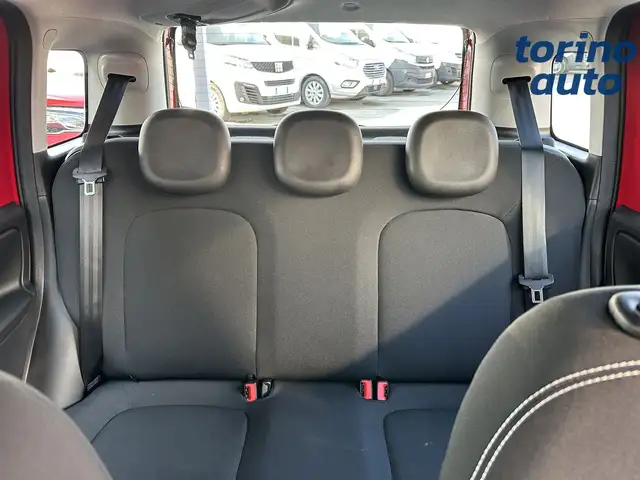 Fiat Panda view 11