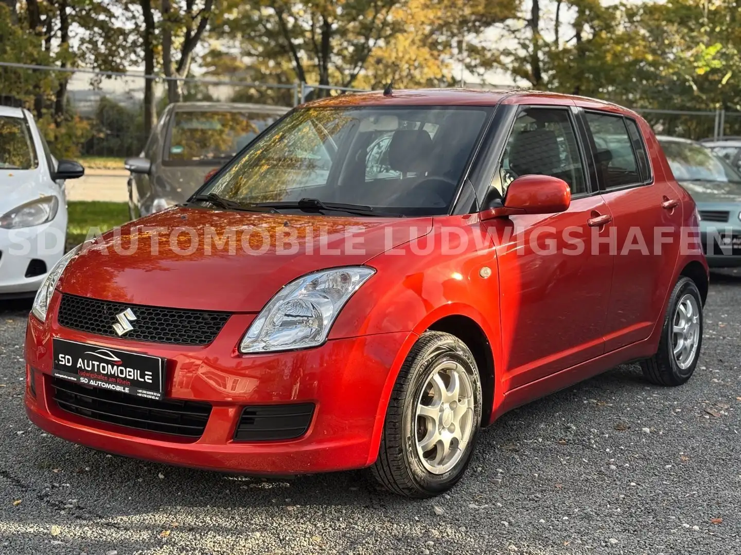 Suzuki Swift 1.3 BENZIN/1HAND/8FACHBEREIFT/2SCHLÜSSEL/ Orange - 1