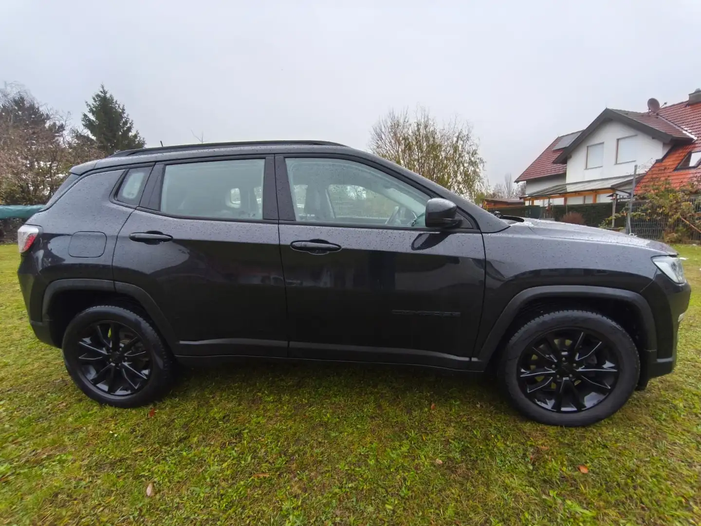 Jeep Compass 1,4 MultiAir FWD 6MT 140 Night Eagle Night Eagle Schwarz - 2