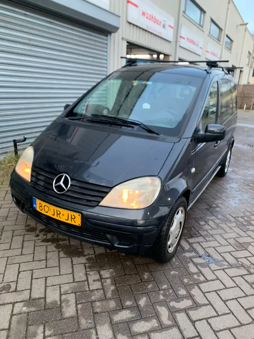 Mercedes-Benz Vaneo Vaneo 1.6 Family Schwarz - 1