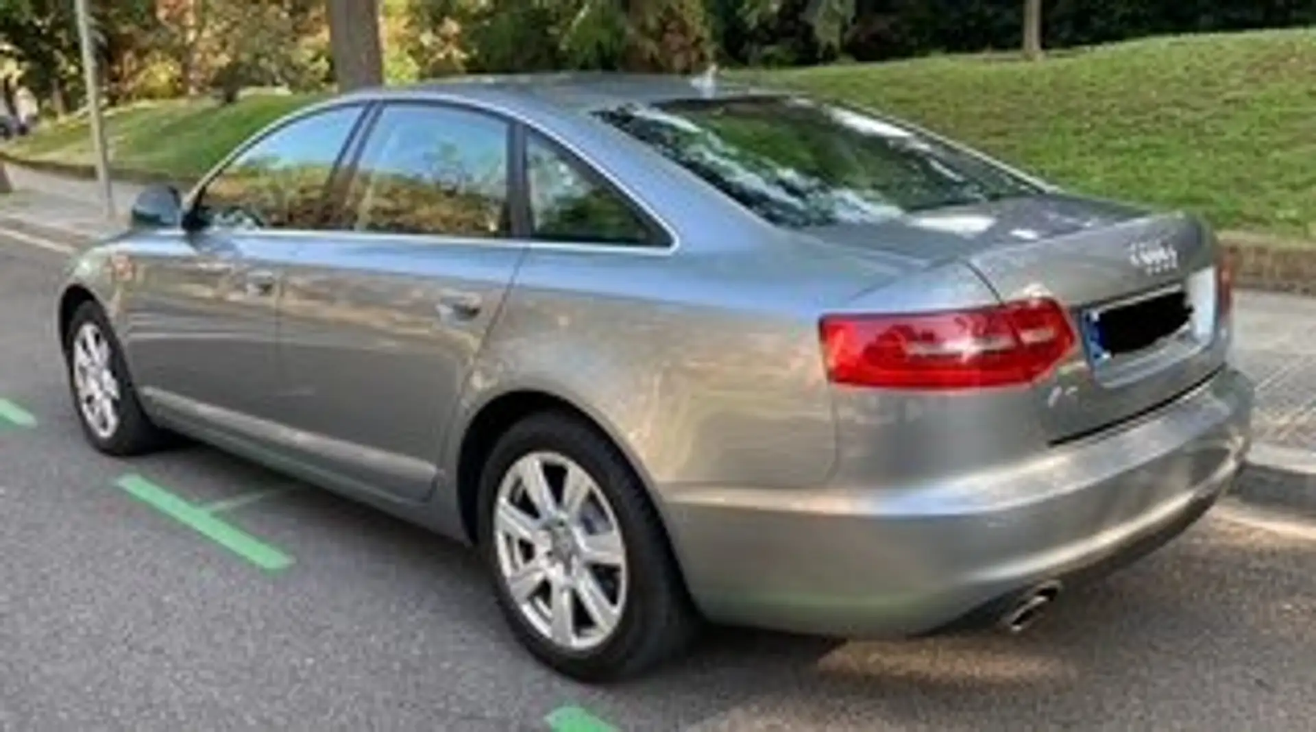 Audi A6 A6 2.8 FSI Multitronic 220 Plateado - 2