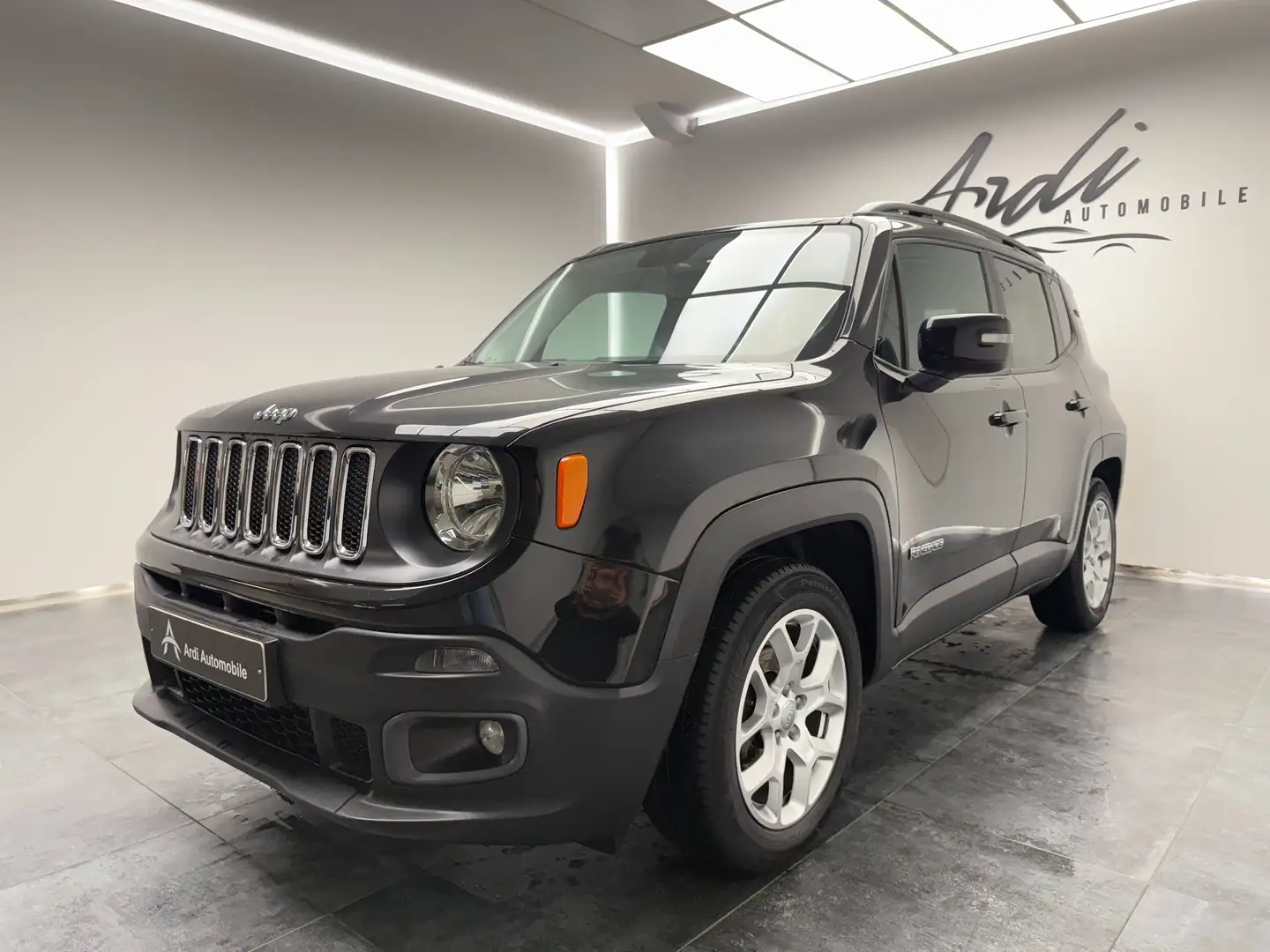 Jeep Renegade 1.6 MJD 4x2 Longitude *GPS*CRUISE*GARANTIE 12 MOIS Noir - 1