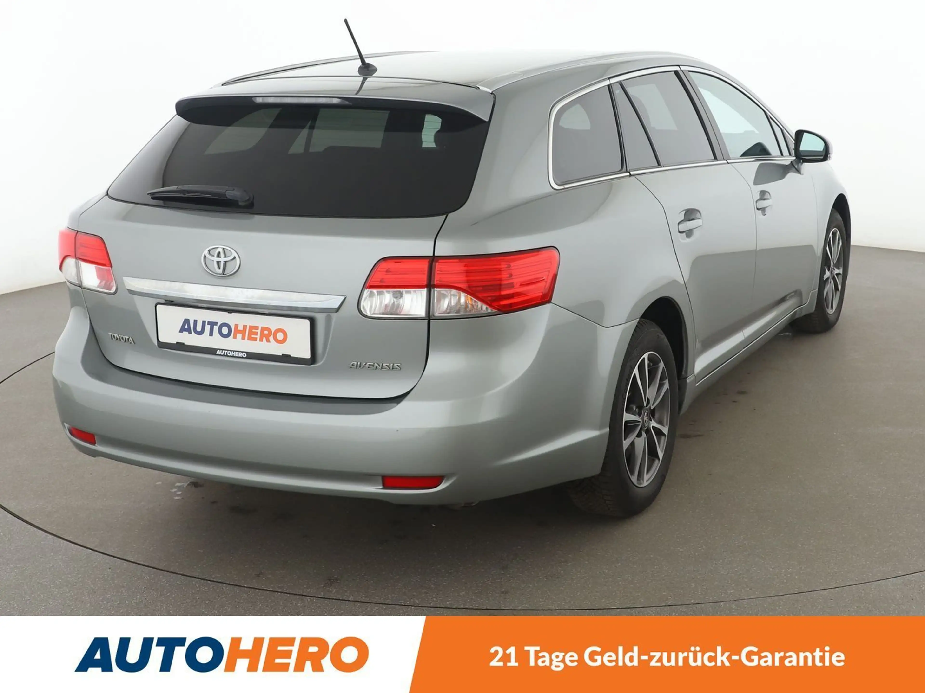 Toyota Avensis 1.8 Edition *CAM*SHZ*ALU*TEMPO*KLIMA* — photo 6