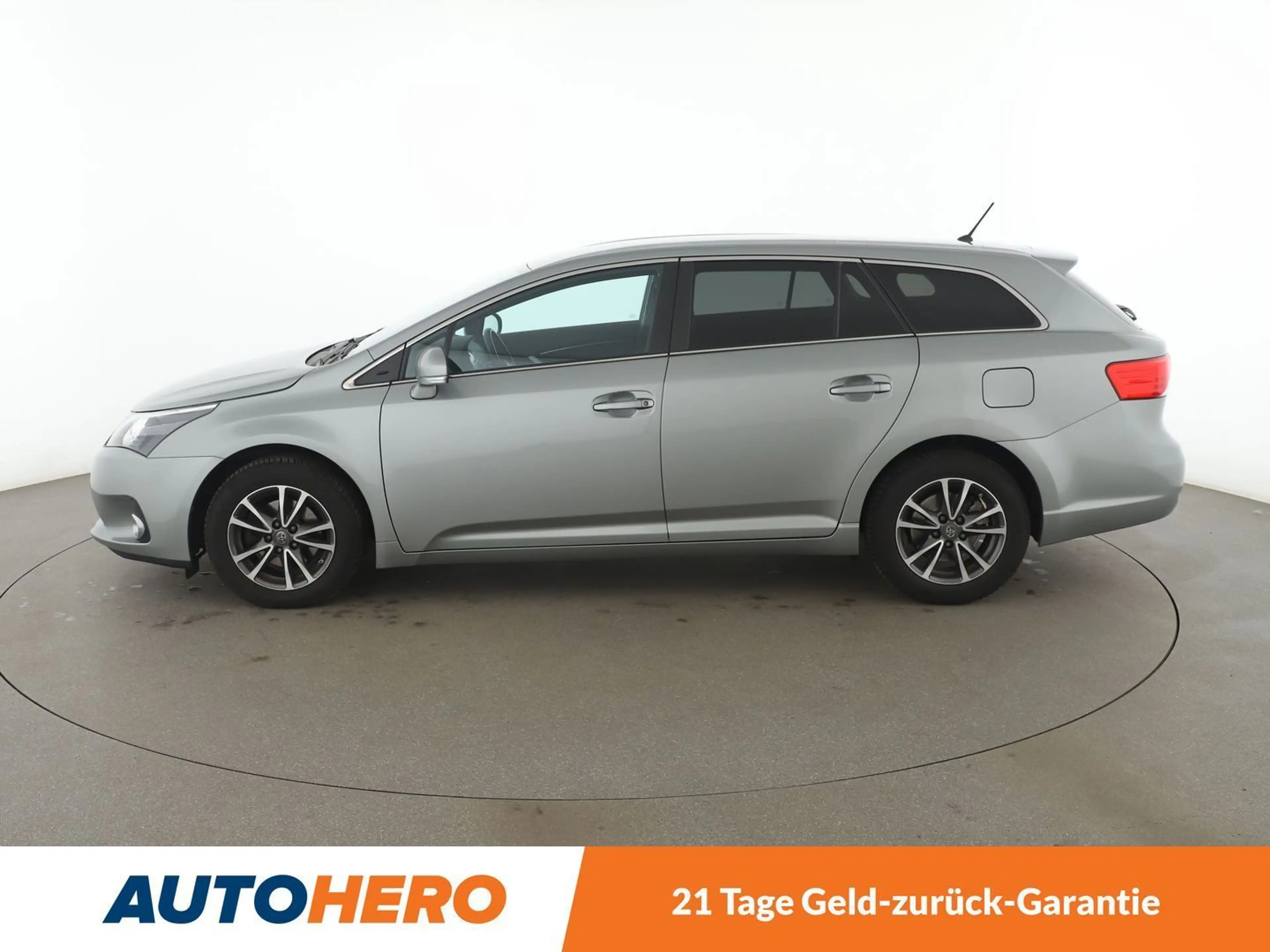 Toyota Avensis 1.8 Edition *CAM*SHZ*ALU*TEMPO*KLIMA* — photo 3
