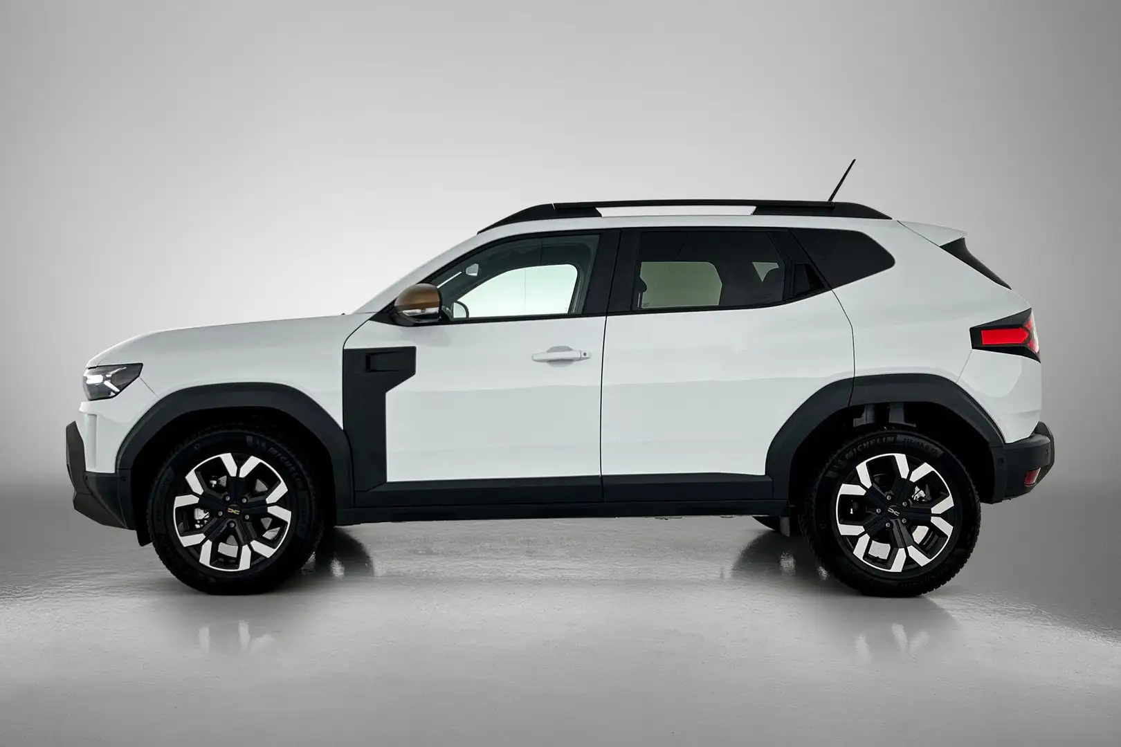Dacia Duster 1.6 Hybrid 140 Extreme 360 Camera, Carplay, All se Wit - 2