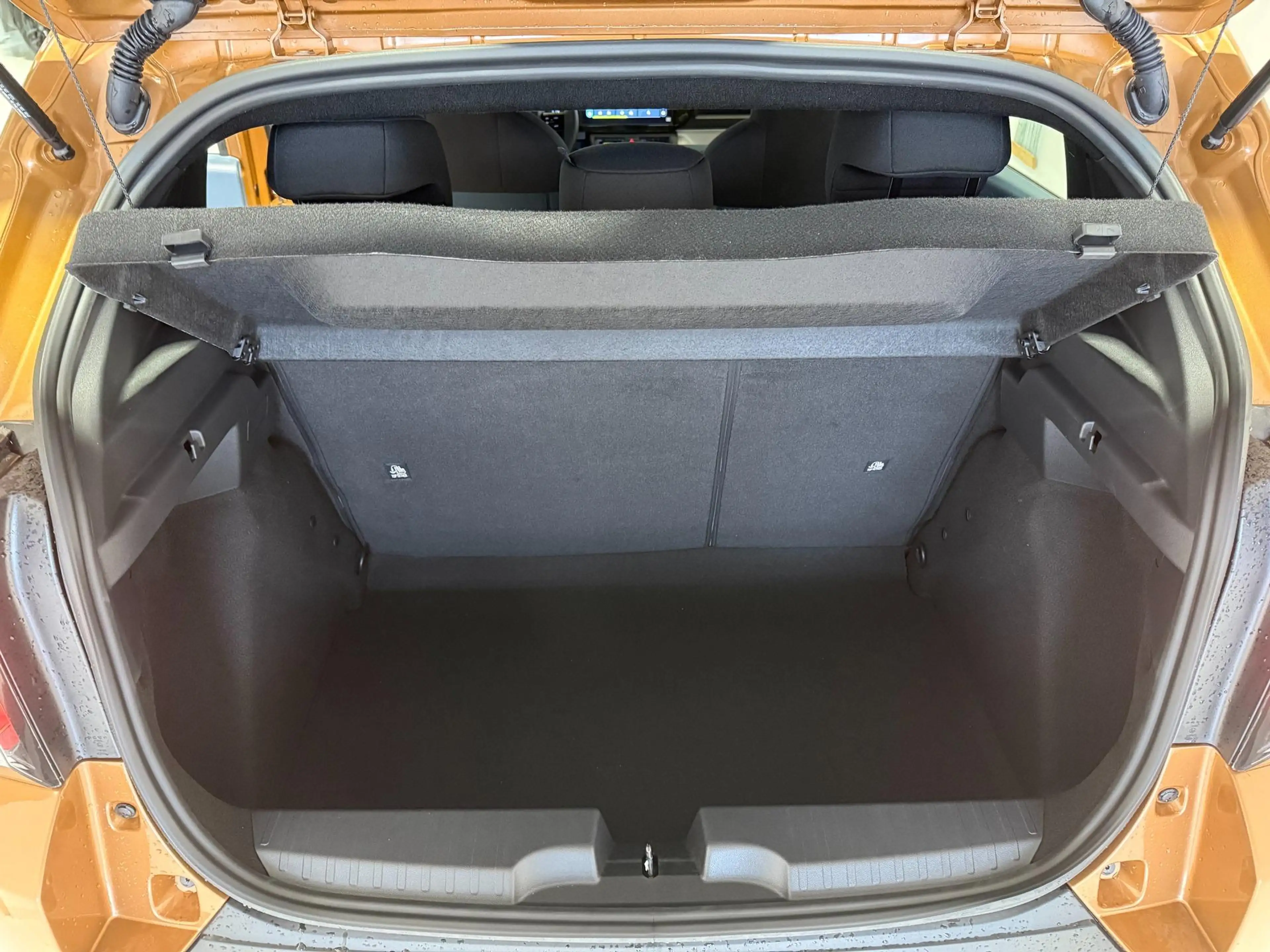 Fiat Grande Panda Icon HYBRID 1.2 eDCT 81 kW (110 PS) Tech-Paket,... — photo 15