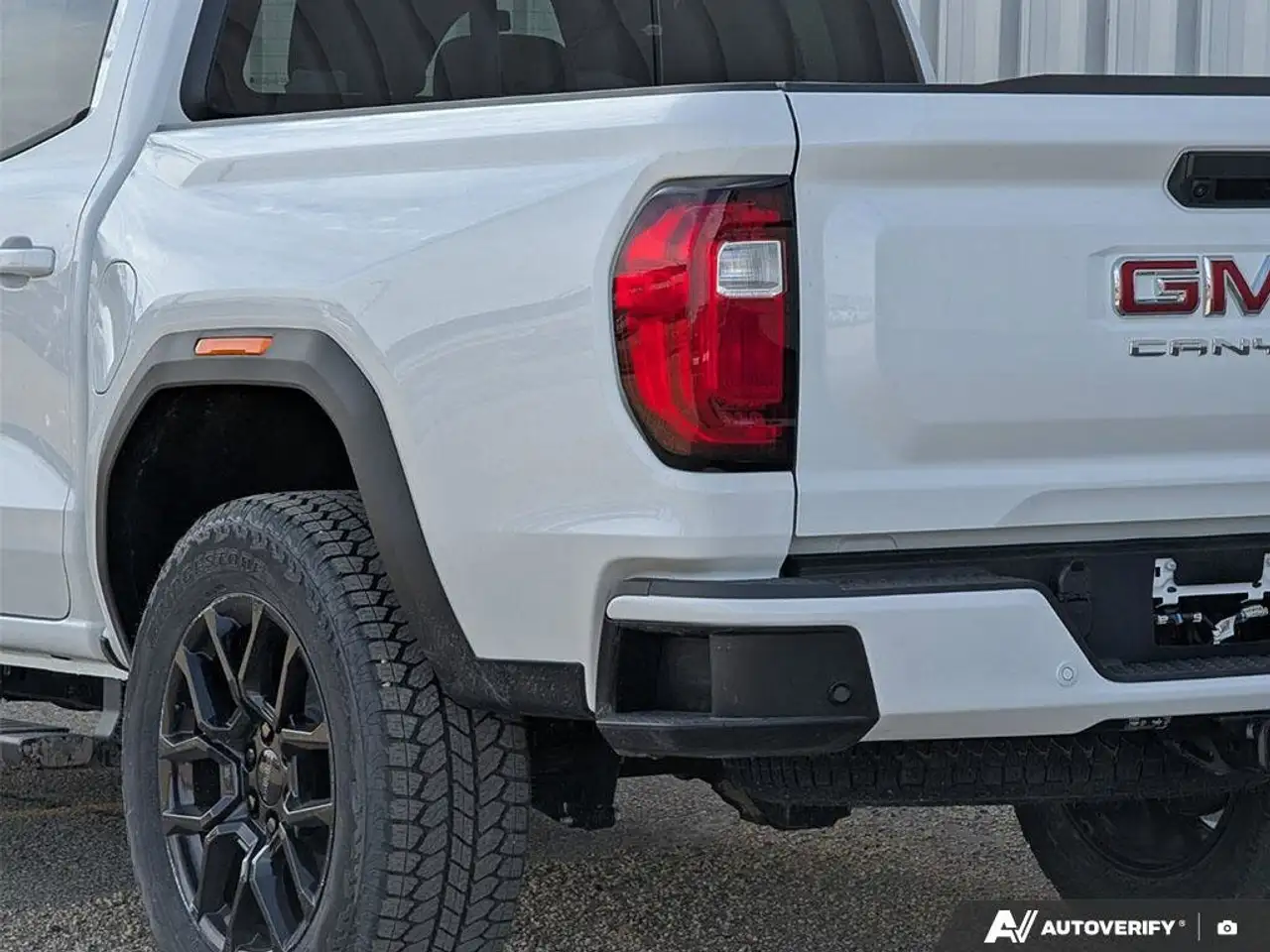 GMC Canyon снимка GMC Canyon
