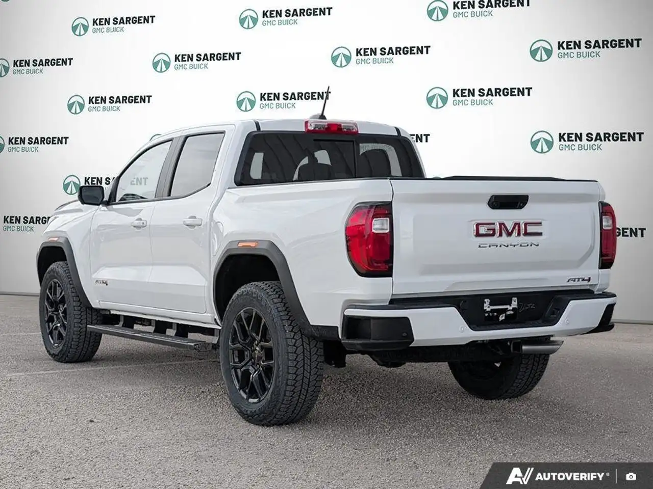 GMC Canyon снимка GMC Canyon