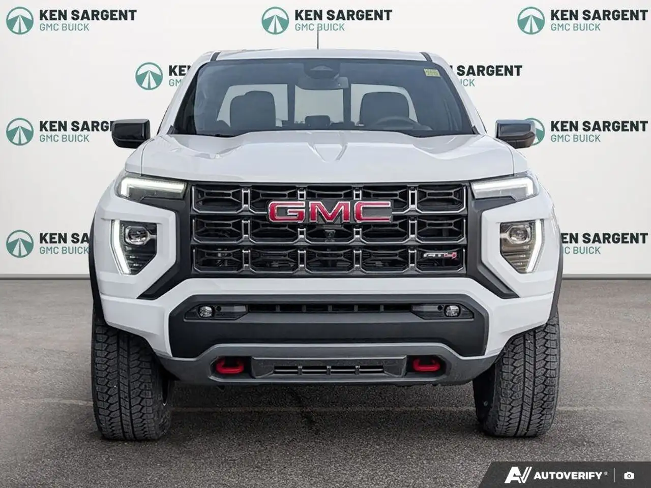 GMC Canyon снимка GMC Canyon
