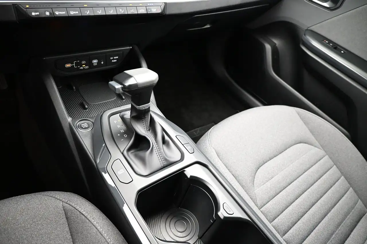 Kia K4 fotografie Kia K4