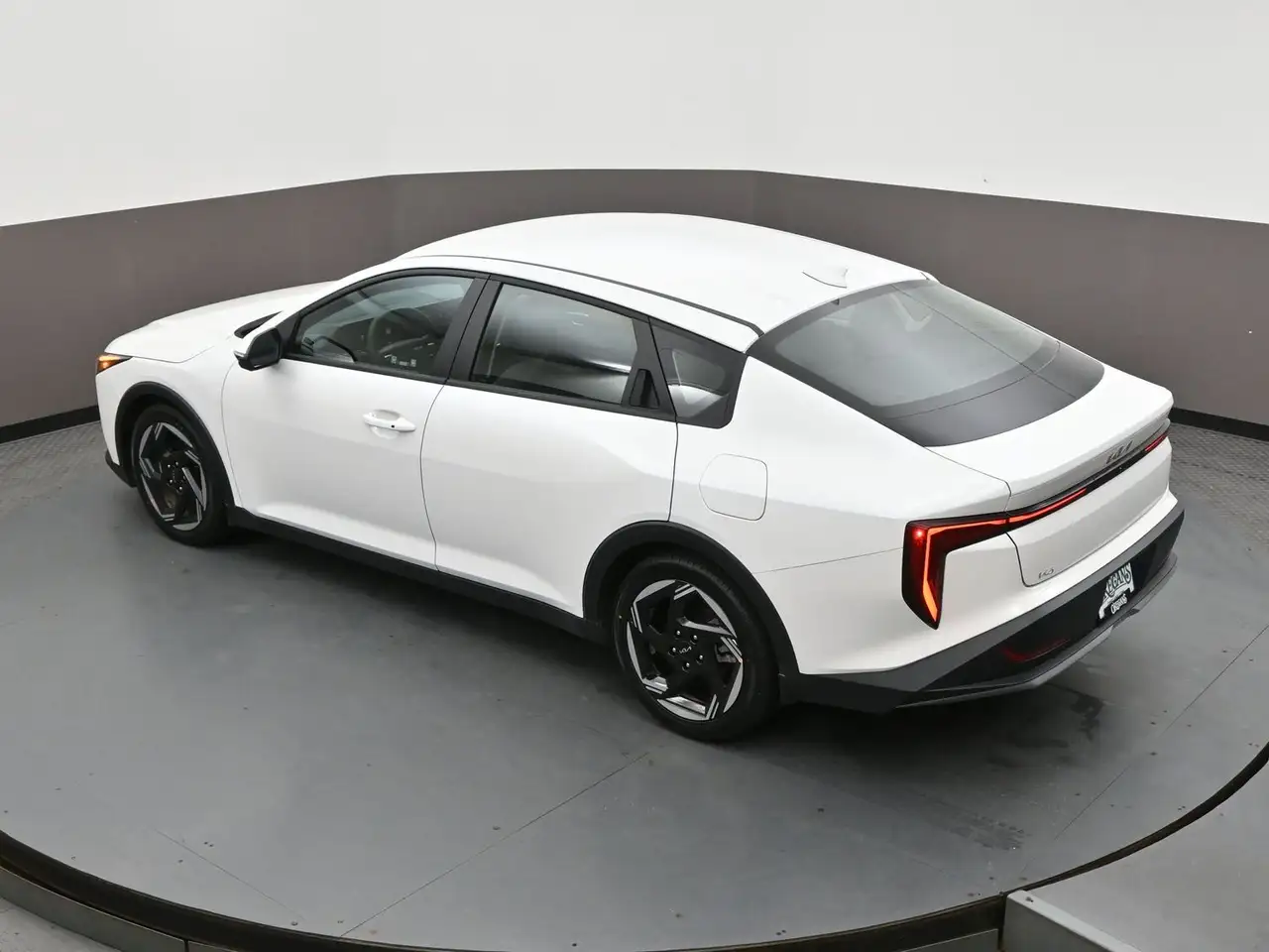 Kia K4 fotografie Kia K4