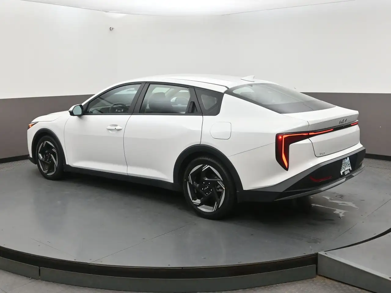 Kia K4 fotografie Kia K4