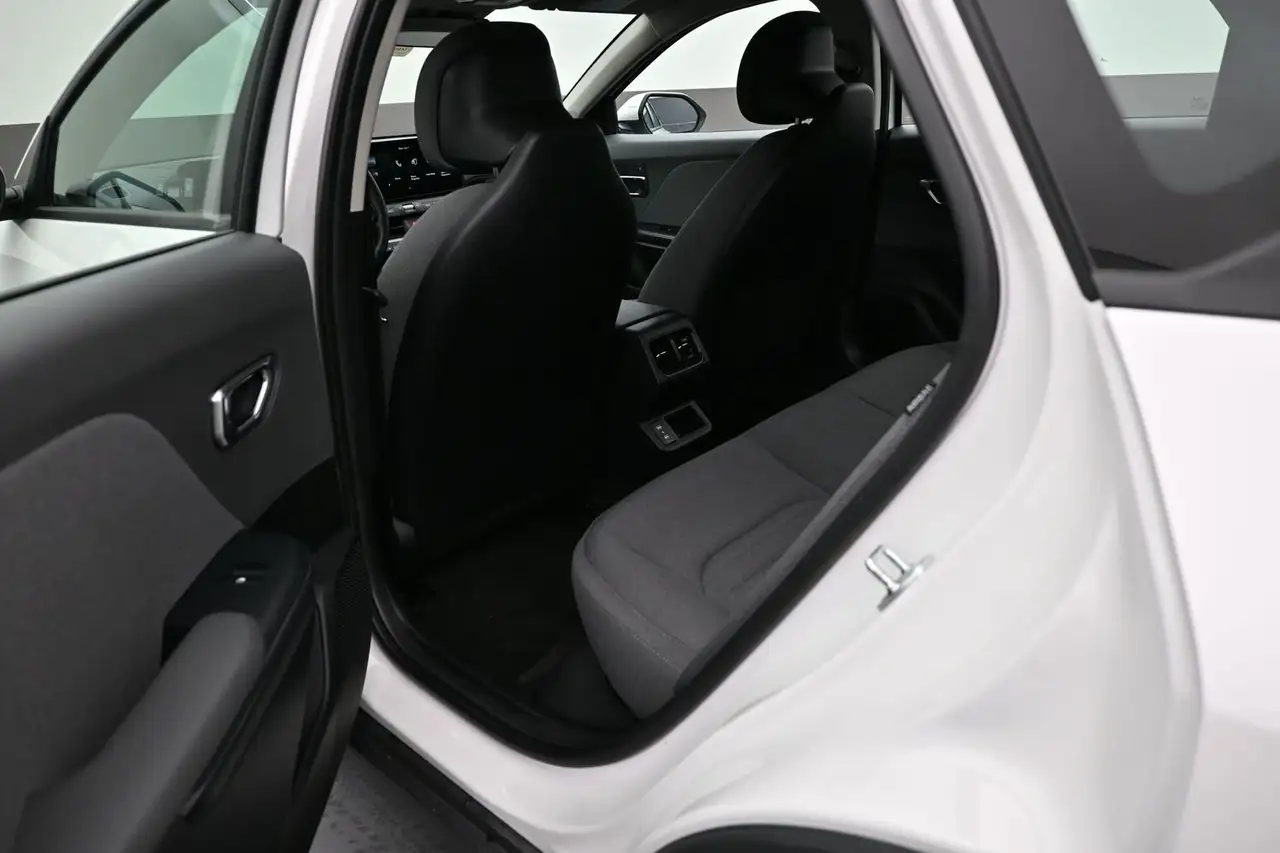 Kia K4 fotografie Kia K4