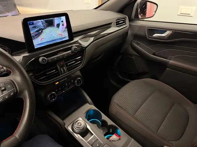 Ford Kuga view 5