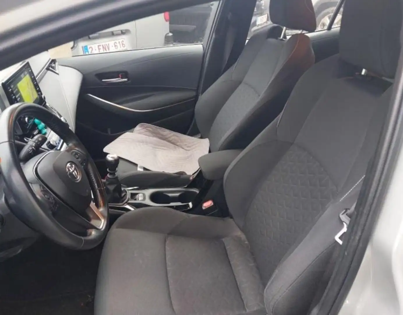 Toyota Corolla Hatchback 1.2 Turbo Dynamic | Navigatie | Achterui Argent - 2