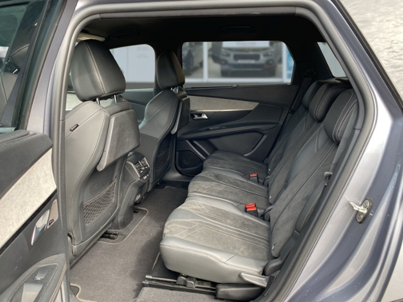 Peugeot 5008 GT — photo 9