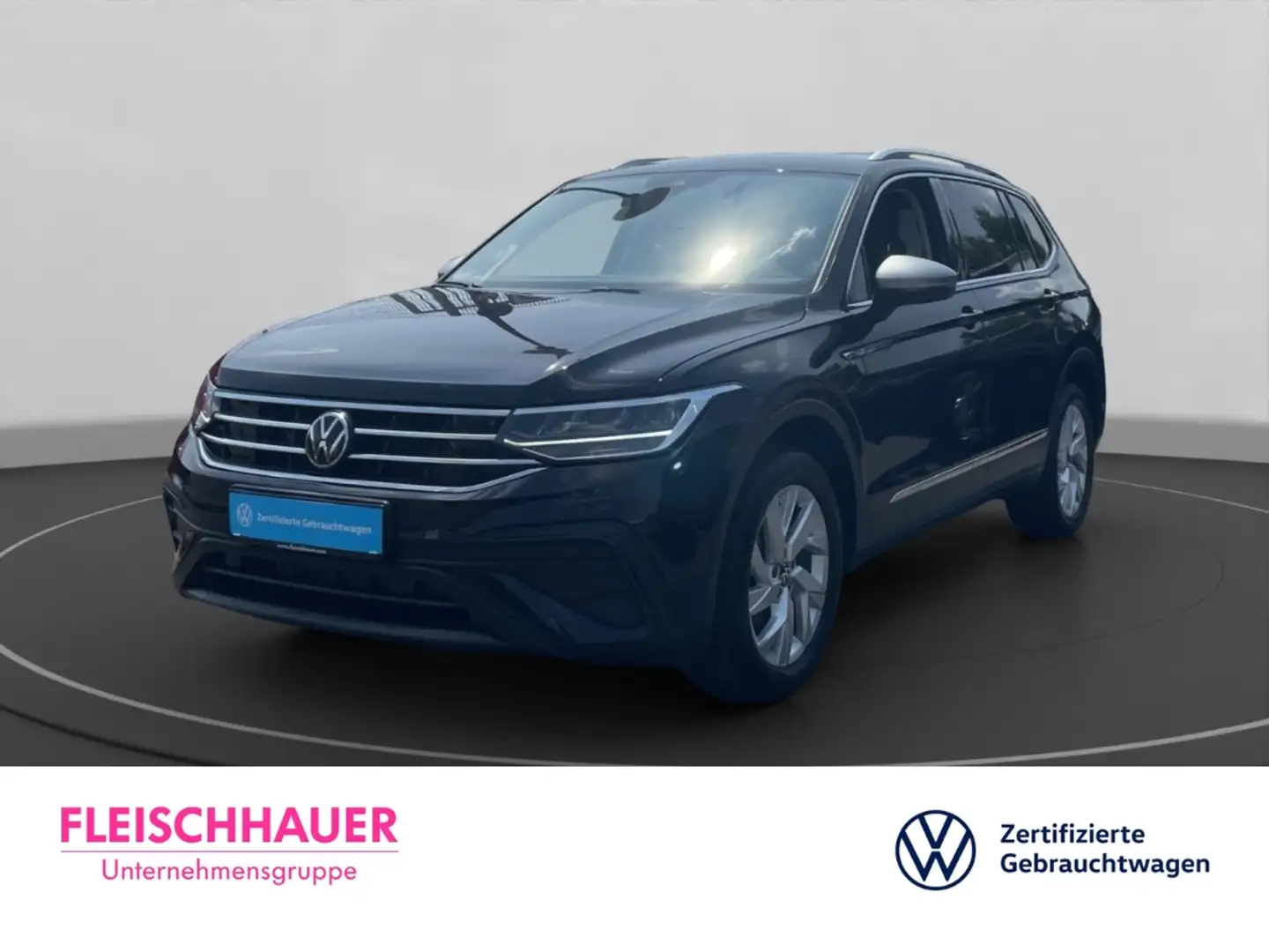 Volkswagen Tiguan Allspace 2.0 TDI Life AHK-klappbar Navi Digitales Cockpit L Schwarz - 1