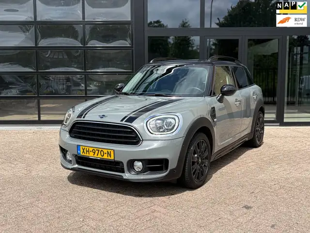 MINI Cooper Countryman 1.5 Dutch Made Edition / PDC / carplay