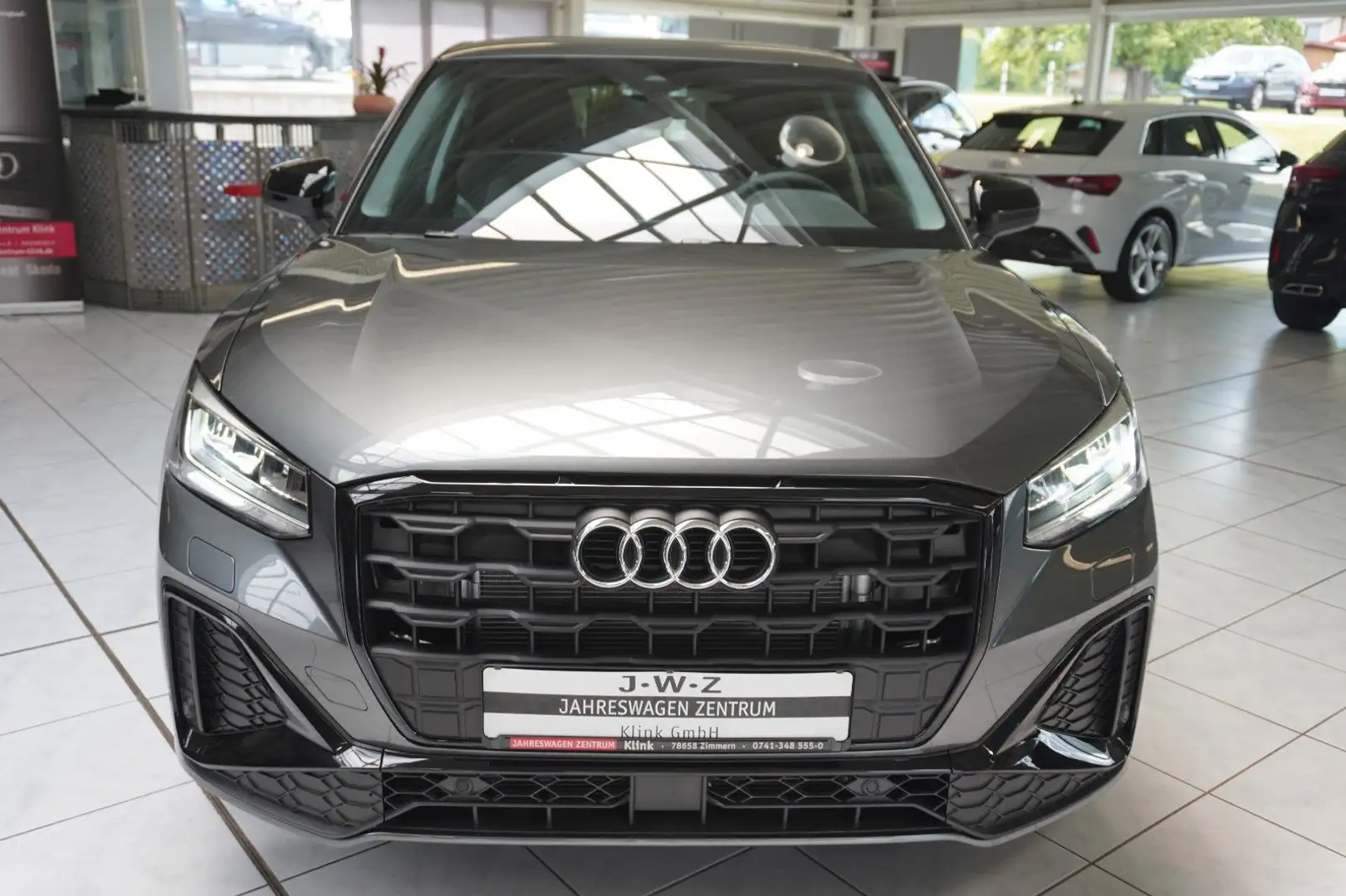 Audi Q2 S-Line35 TFSI S-TronicACC*OPTIKPAKET*FACELIFT Grau - 2