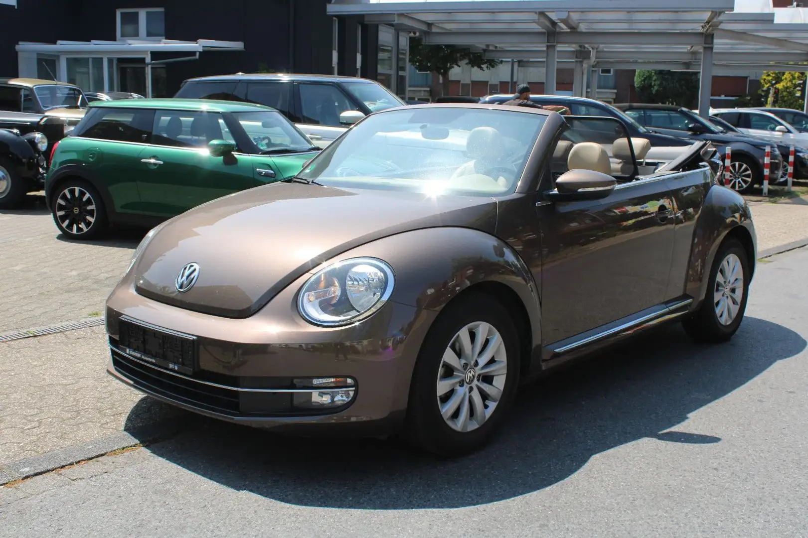 Volkswagen Beetle 1.2  Cabriolet Design BMT*LEDER*TOP!! Brown - 1