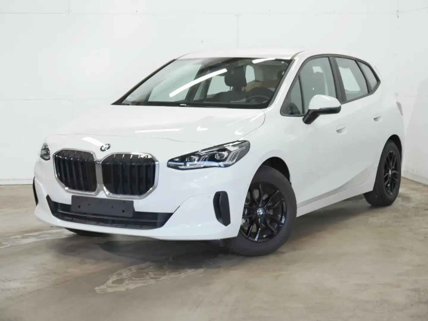 BMW 220 i Active Tourer AHK LED SpurAss HiFi Navi RFK Weiß - 1