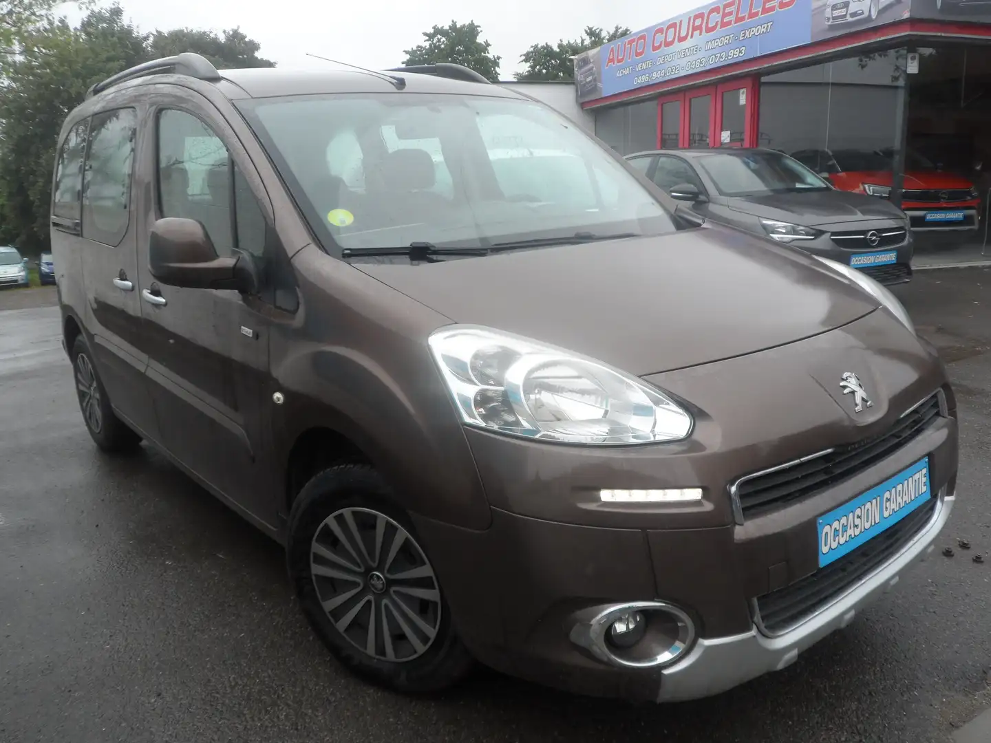 Peugeot Partner ehdi style Beige - 1