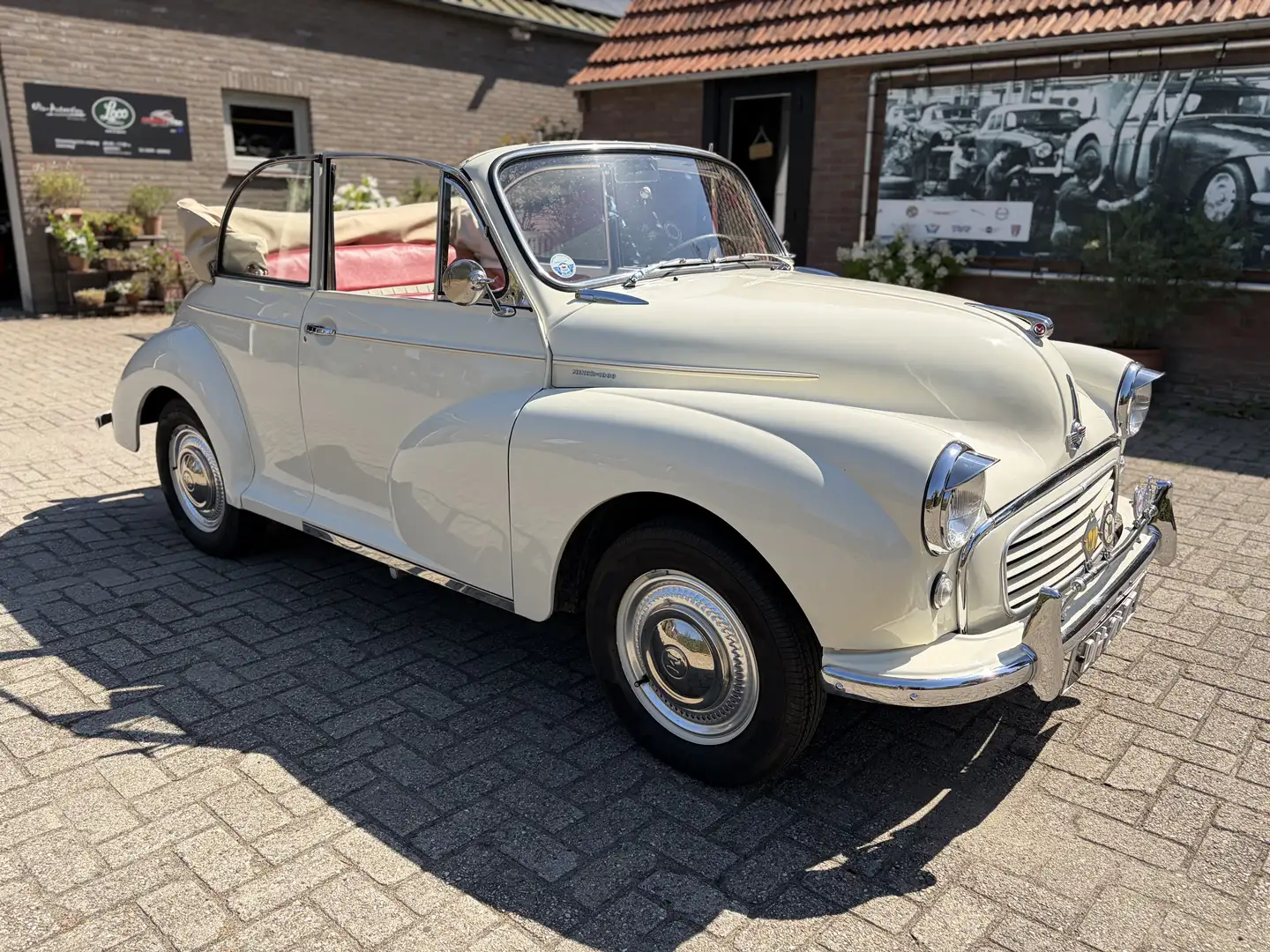 Oldtimer Morris Minor Open Tourer Weiß - 2