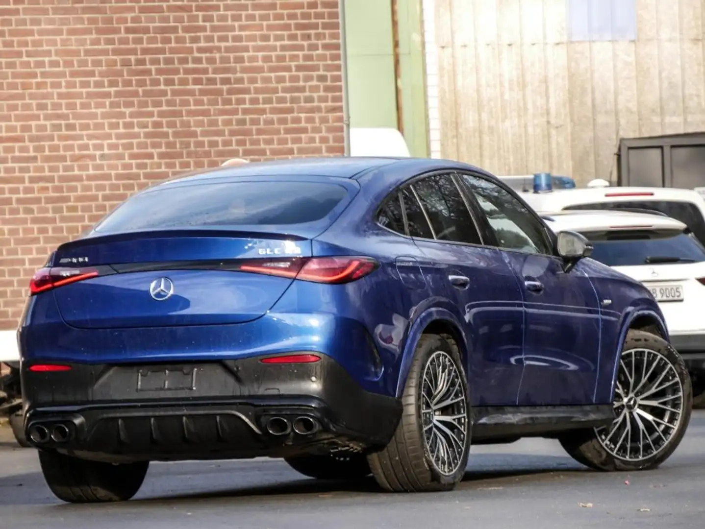 Mercedes-Benz GLC 43 AMG 4M Coupé Pano/Burm/HAL/Digital/360/21 Blau - 2