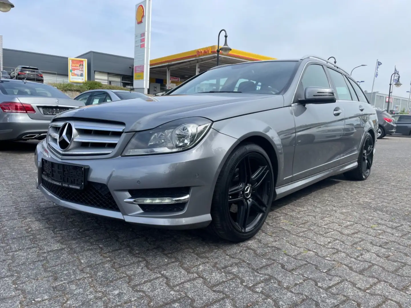 Mercedes-Benz C 220 T CDI BlueEfficiency AMG Line Plateado - 1