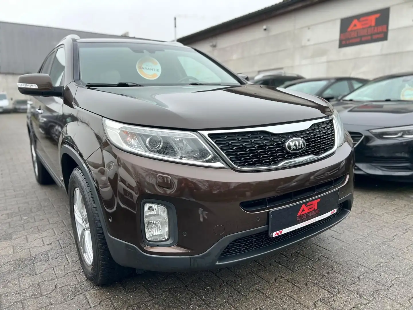 Kia Sorento 2.2 CRDI 4WD,Automatik,Kamera,Navi,1.Hand Marrone - 1