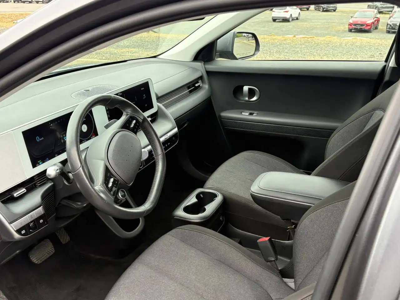 Hyundai IONIQ 5 снимка Hyundai IONIQ 5