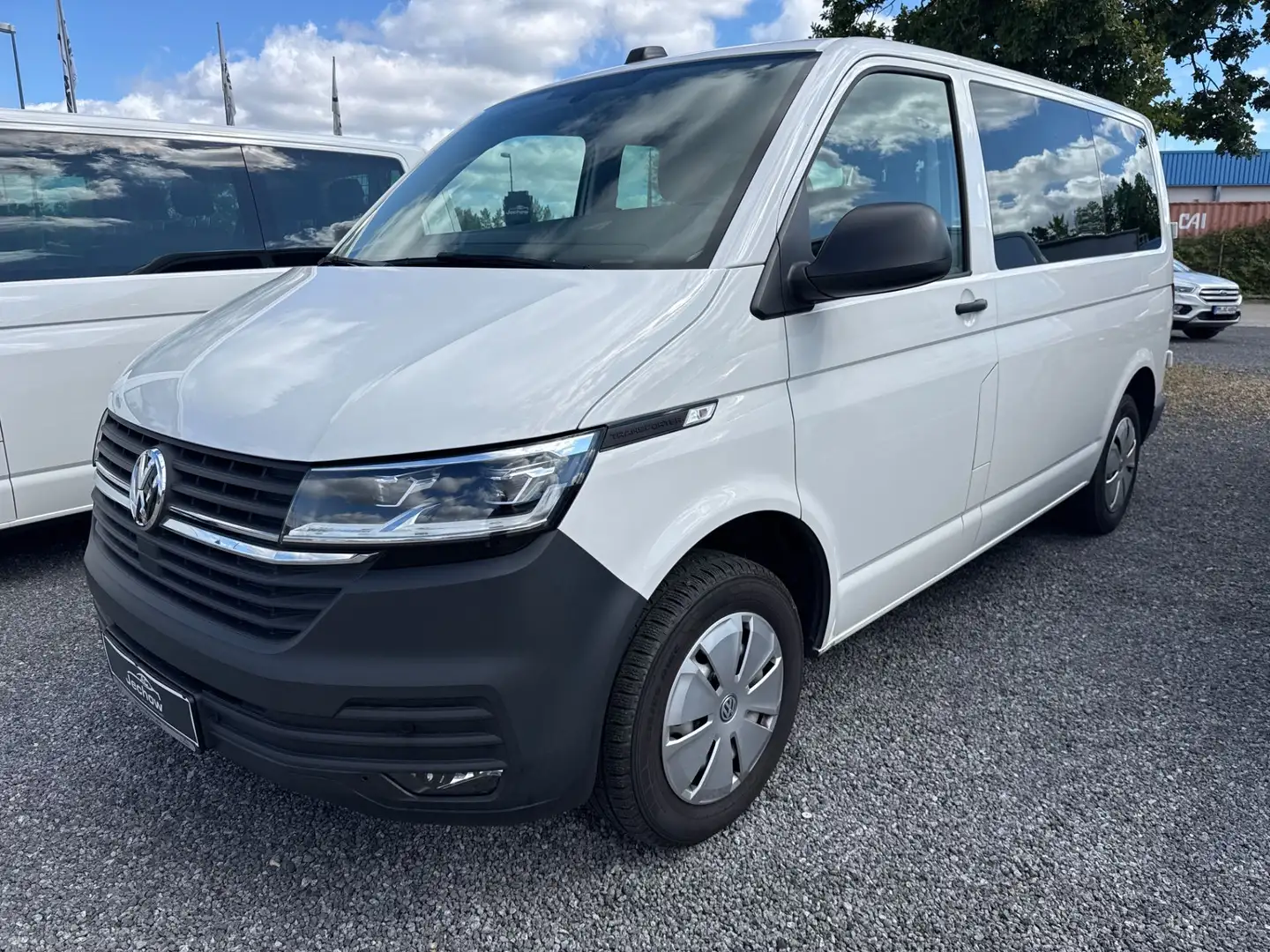 Volkswagen T6.1 Transporter 2.0 TDI 8 Sitze Led Ahzv Standh. Weiß - 1