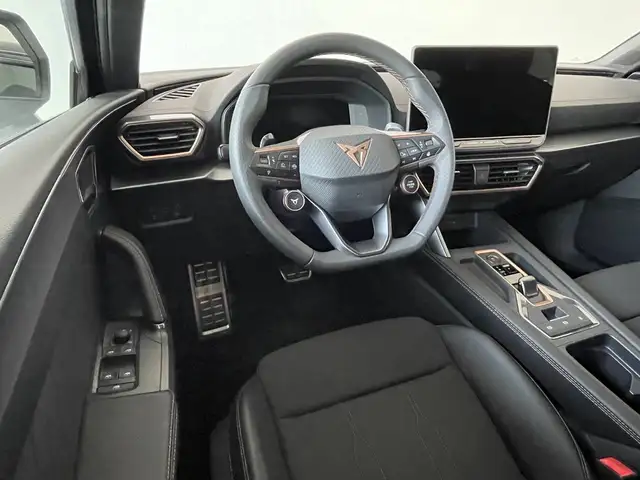 Cupra Leon view 11