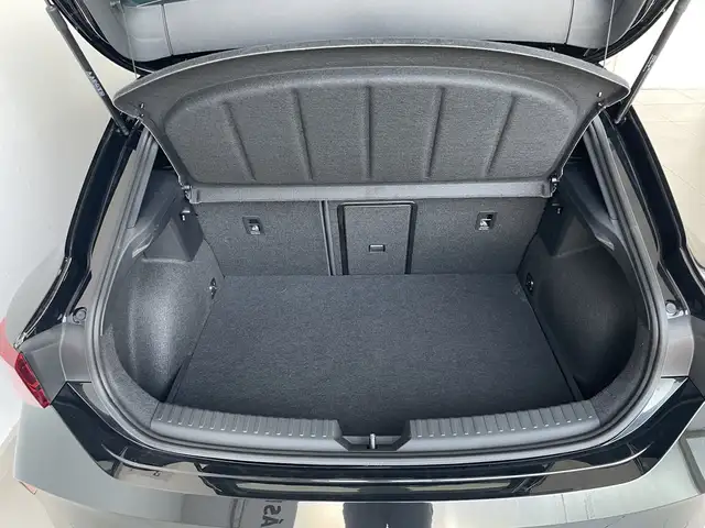 Cupra Leon view 7