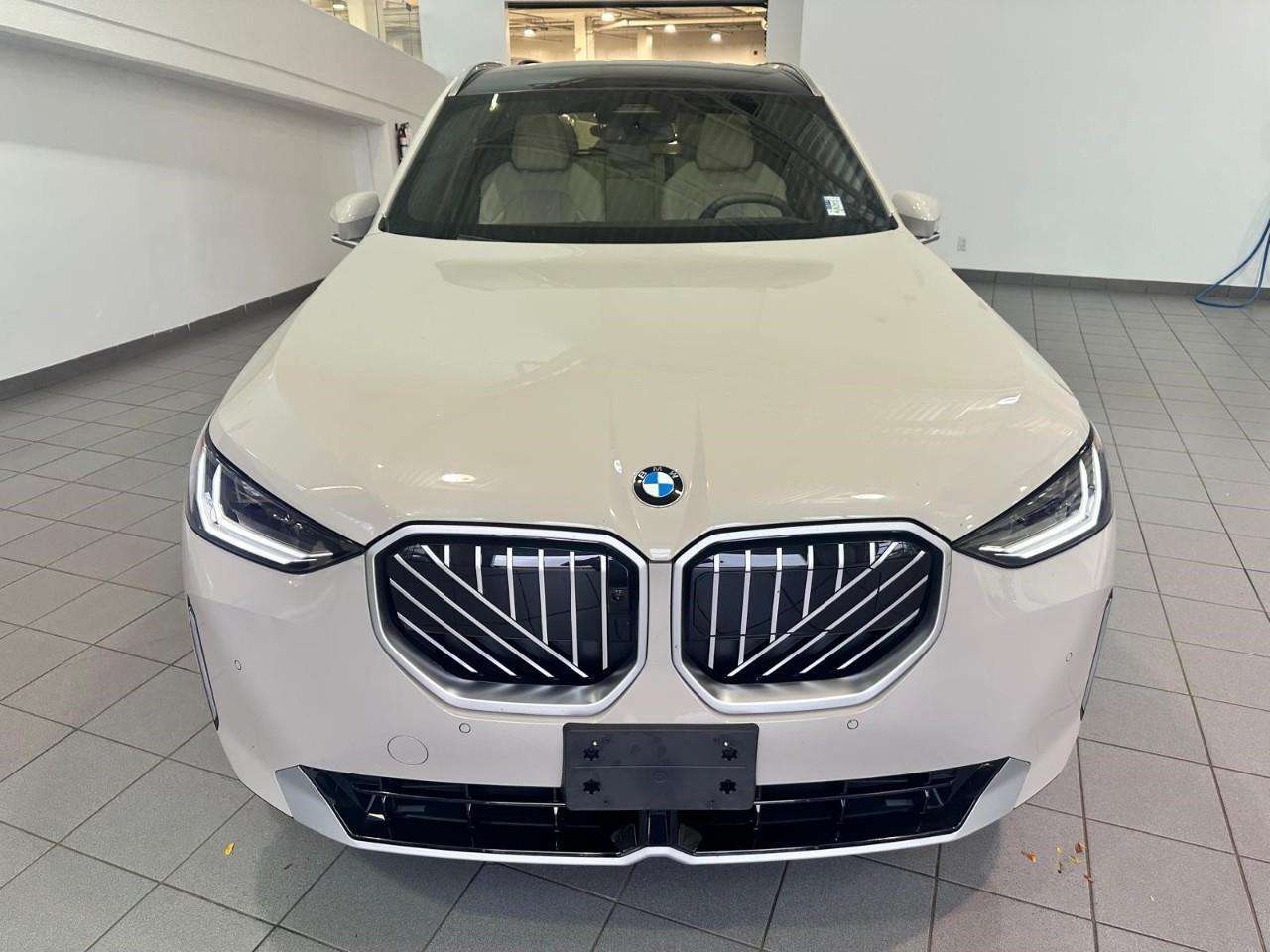2026 BMW X3 — photo 2