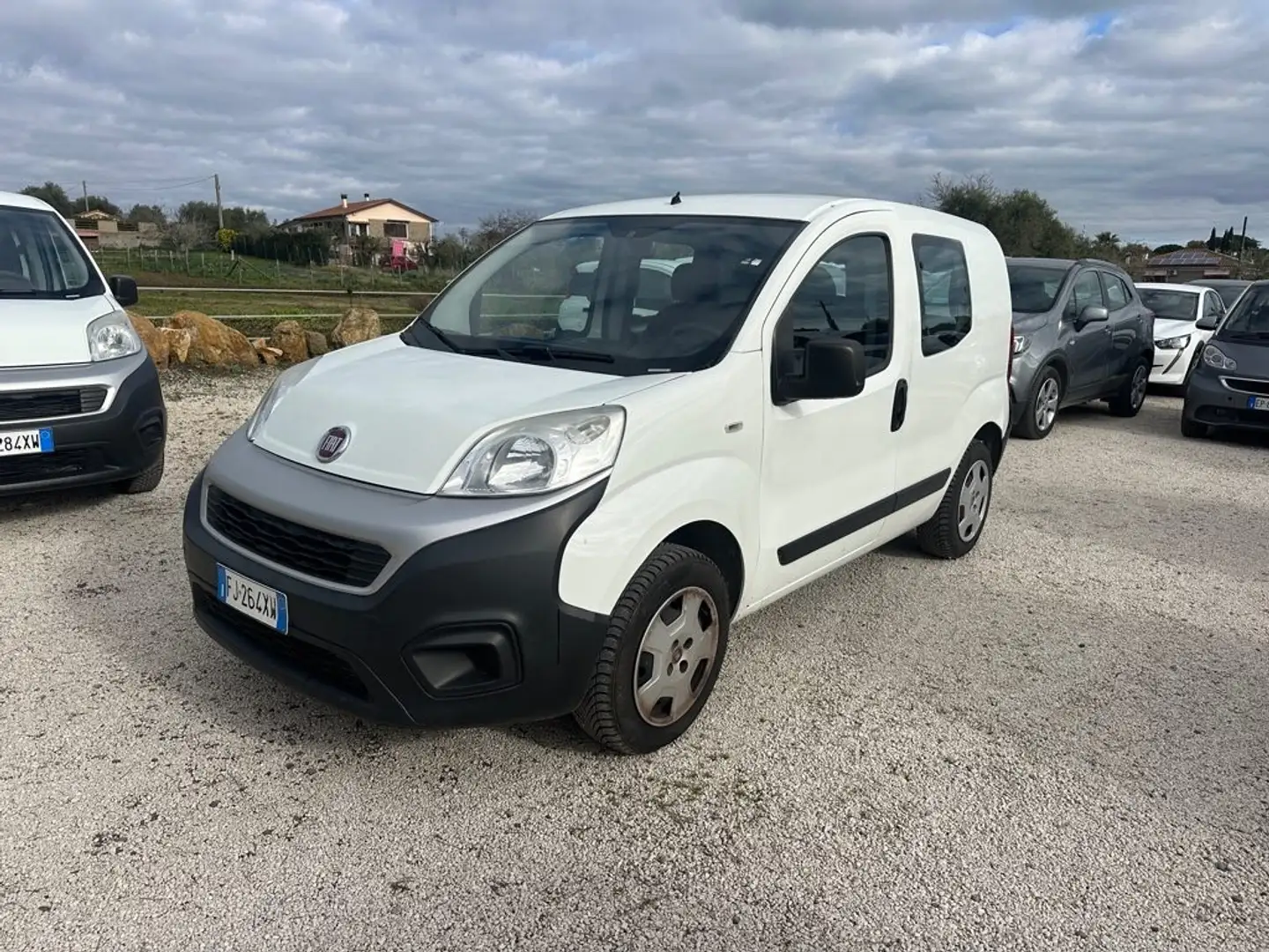 Fiat Fiorino 1.4 8V 77CV Combinato AUTOVETTURA 5 posti Bianco - 1