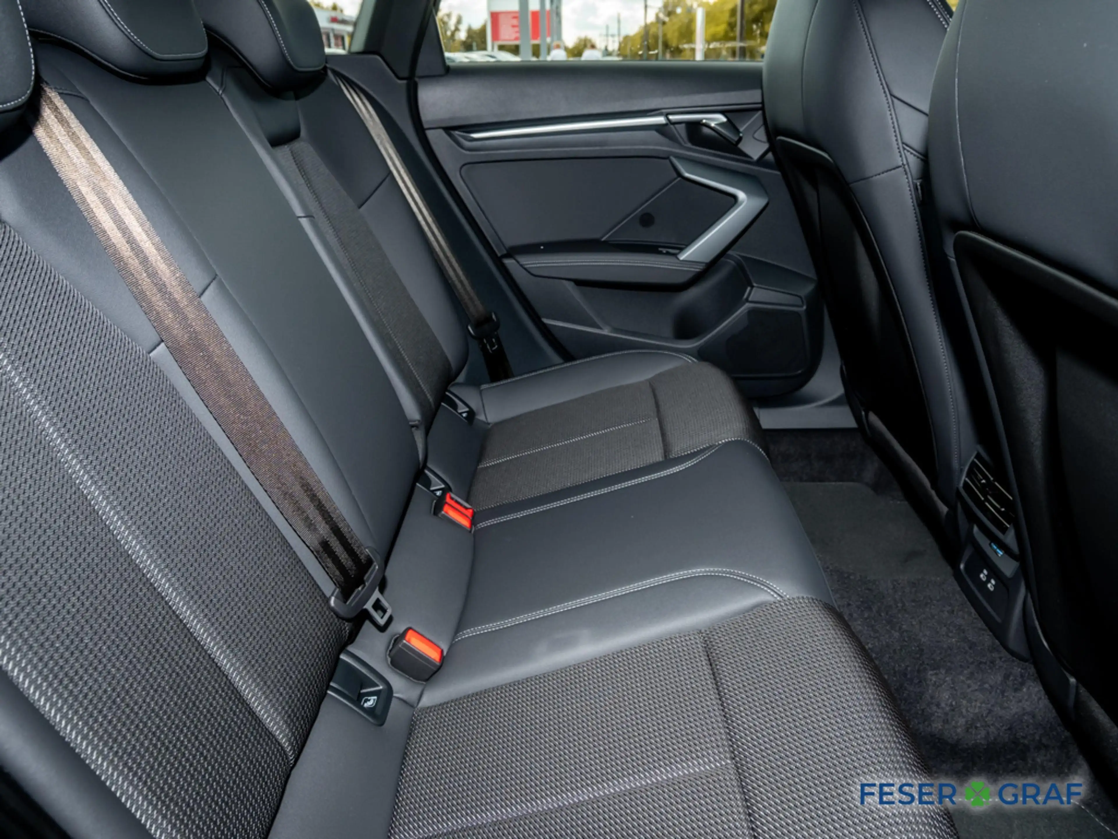 Audi A3 SB TFSIe 2x S line/LED/PDC+/Navi+/Kamera — photo 9